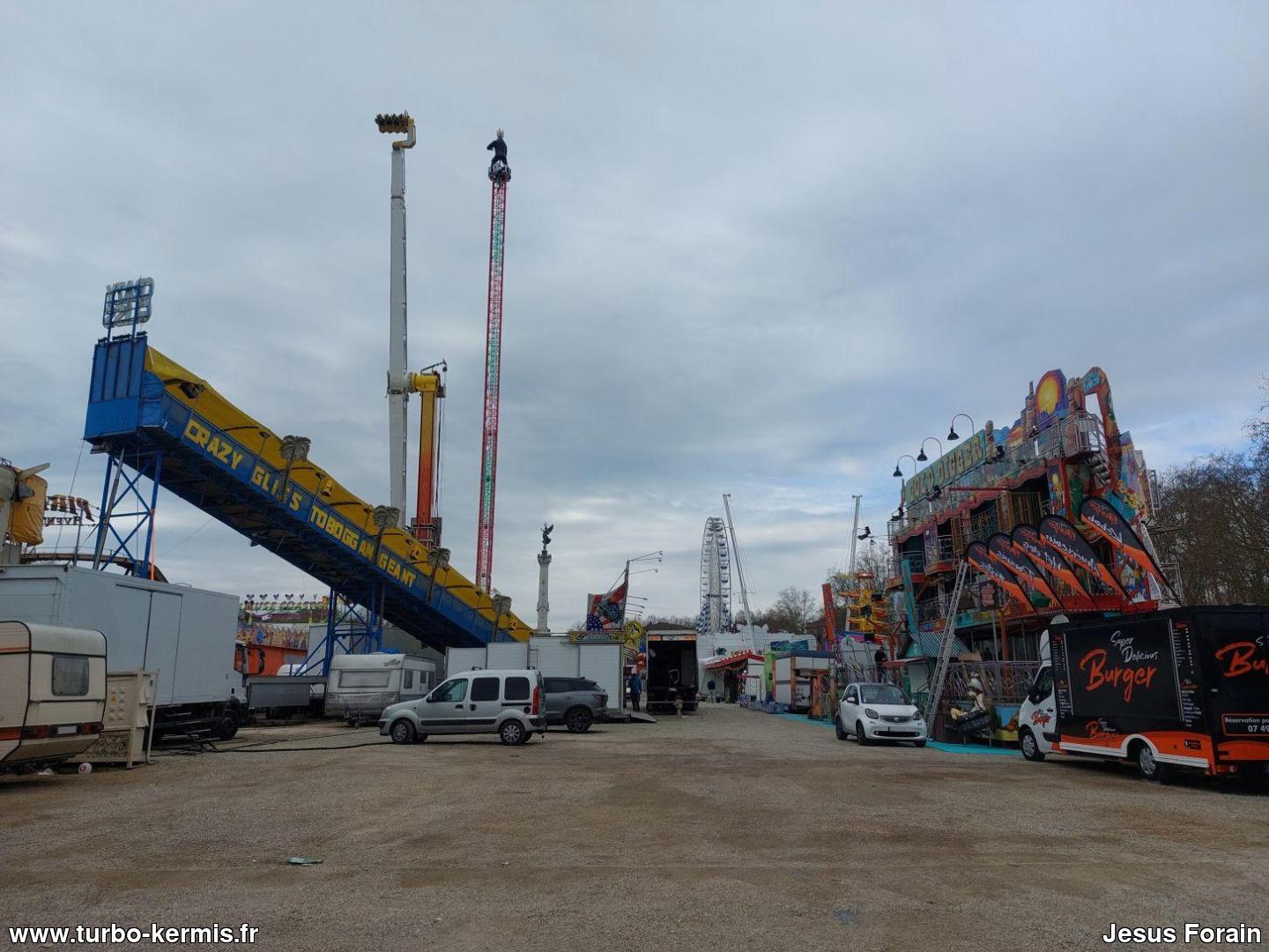 /photos/2024/Bordeaux (33) - Foire aux Plaisirs mars/montage 🎢 TURBO ...